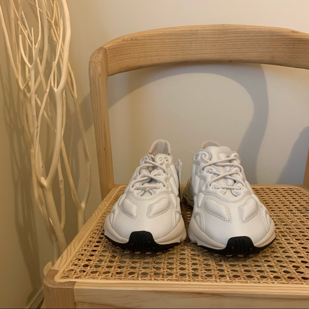 Adidas Originals Ozweego Tech Sneakers